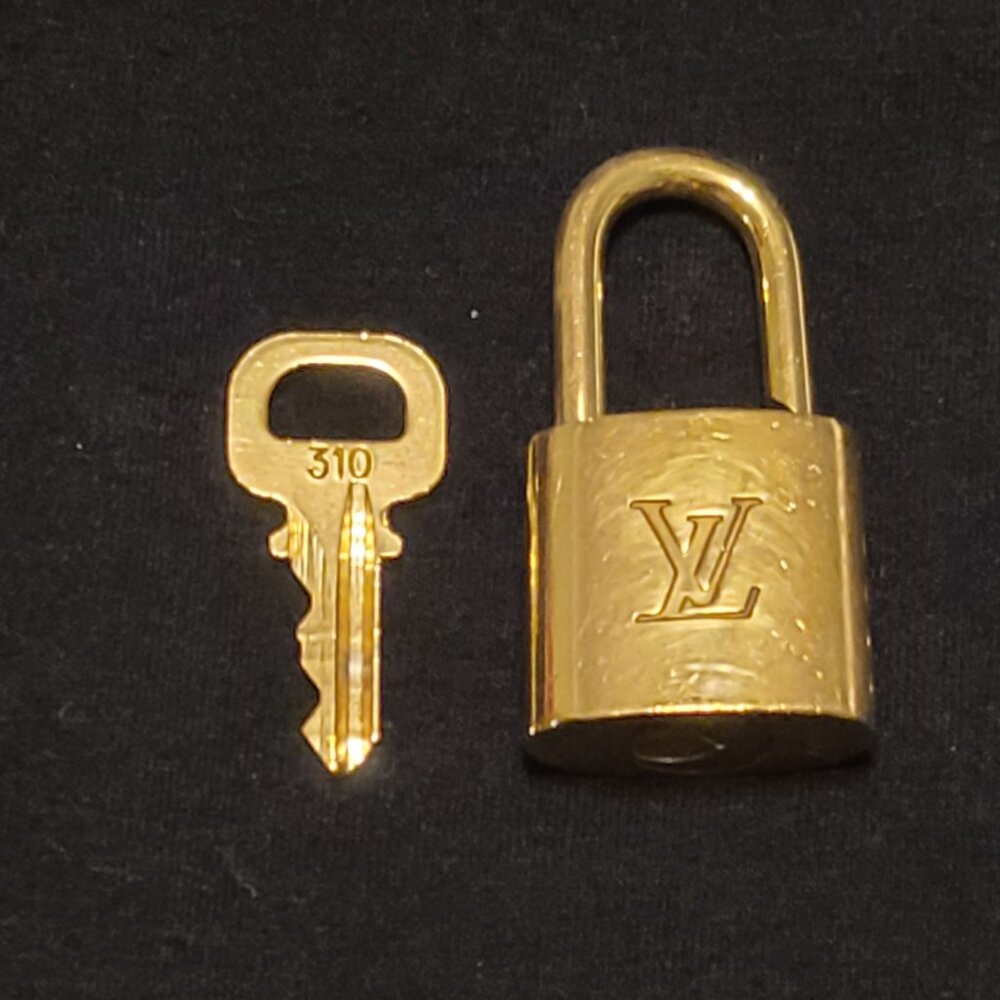 LV Lock & Key # 310 - Picture 3 of 13